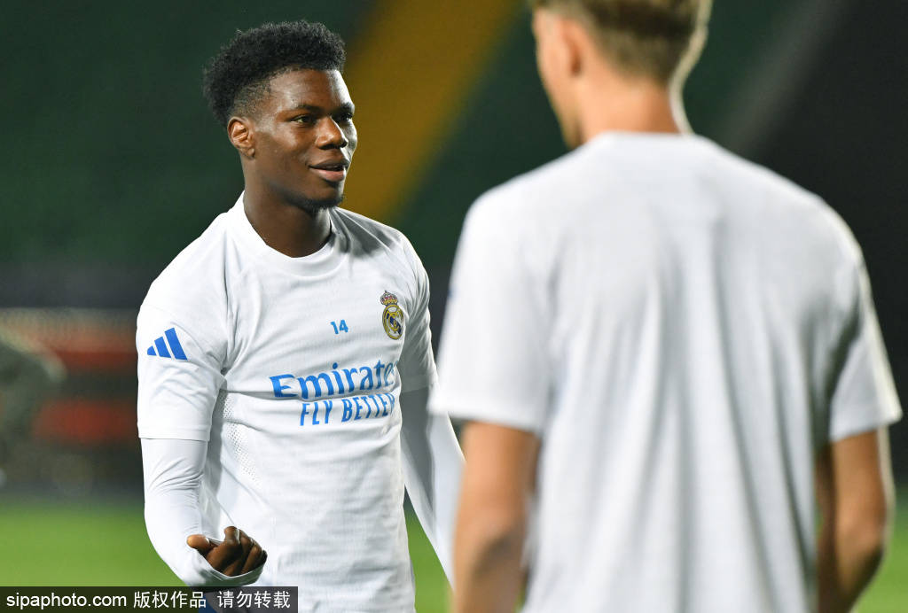 伤病潮下的德甲恩怨局:拜仁青春风暴冲击客场连胜,门兴能否绝境翻盘?